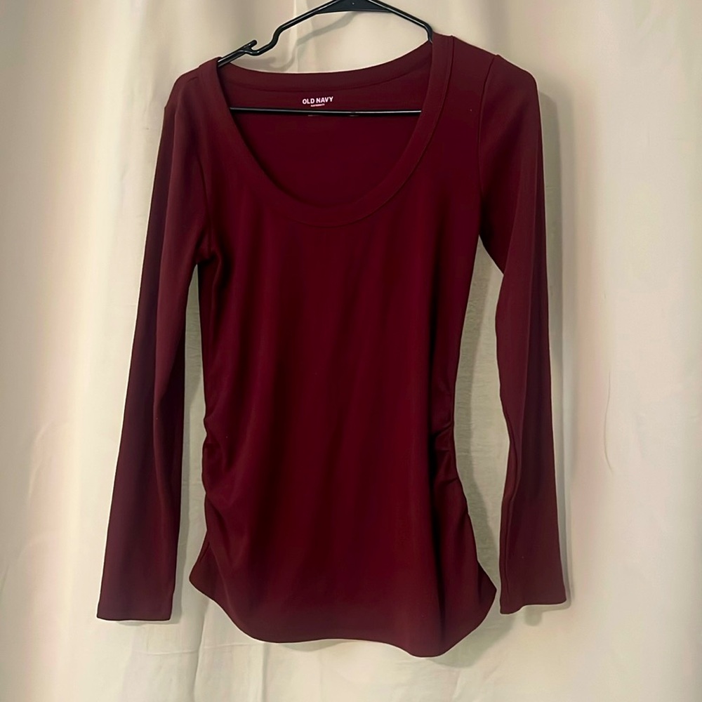 Medium Maternity long sleeve shirts (black NWTs, the other has not been worn)